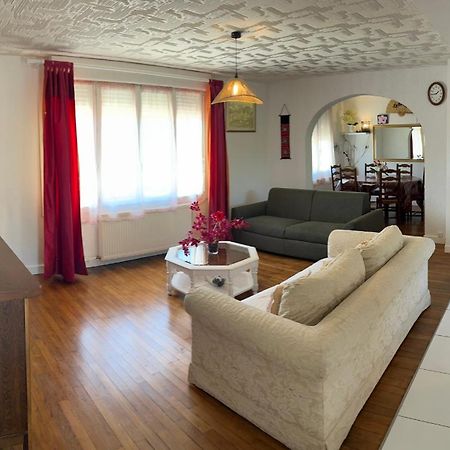 5Min Futuroscope 80M2 - 3 Chambres - Parking Prive - Wifi - Jardin Chasseneuil-du-Poitou Exterior photo